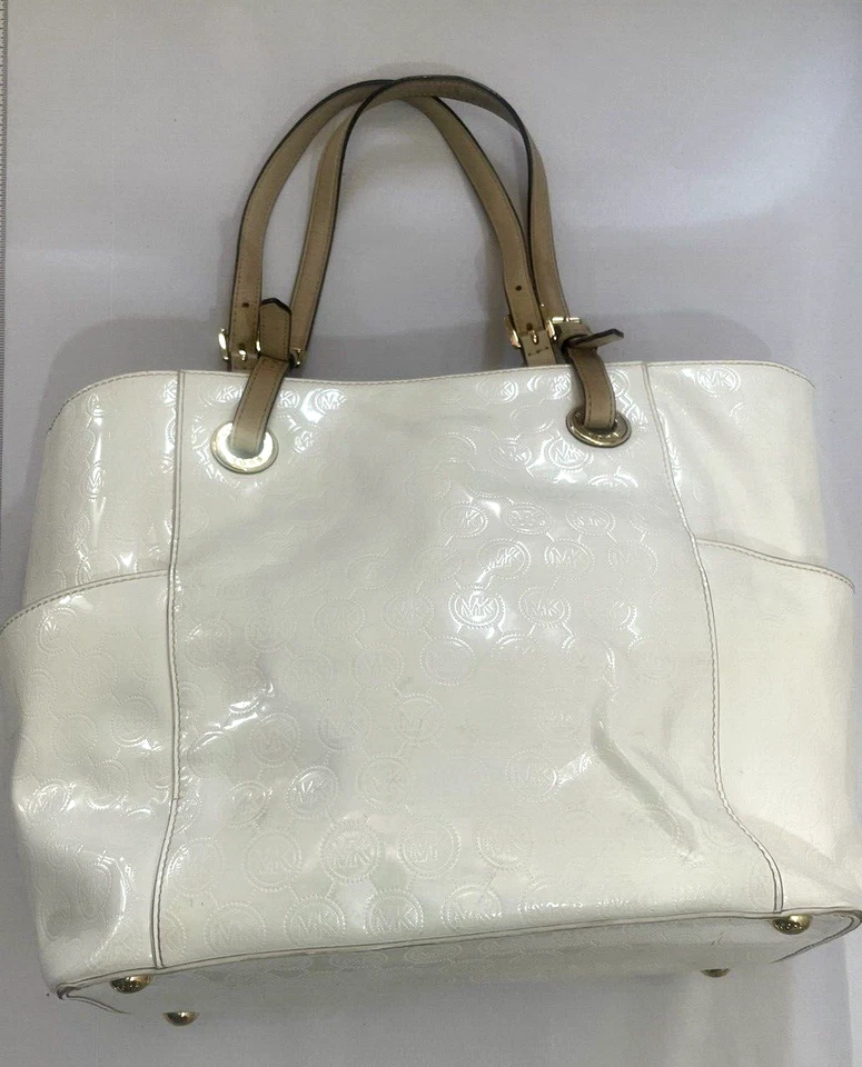 MICHAEL KORS Patent Leather Jet Set Tote White Logo Pattern Shiny Shoulder Bag - Image 1 of 4