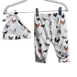 SHEIN Baby Huhn Druck Hose und Mütze Set Größe 1-3 Monate - Bild 1 von 8
