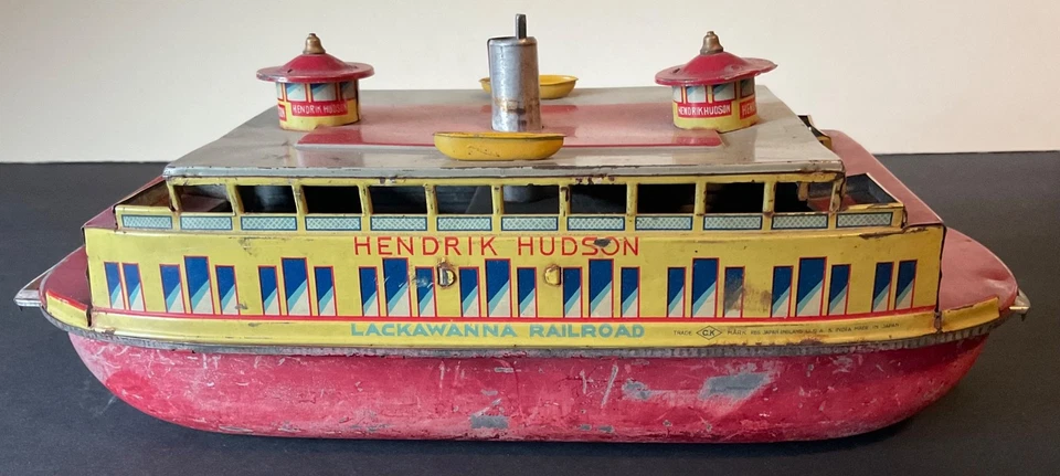 ANTIQUE TIN TOY BOAT SHIP HENDRIK HUDSON LACKAWANNA RAILROAD JAPAN ENGLAND SHIP - Image 1 of 4