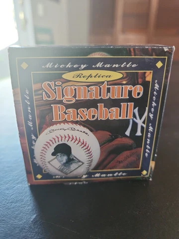 mickey mantle facsimile baseball ⚾️ with signature original box Cover