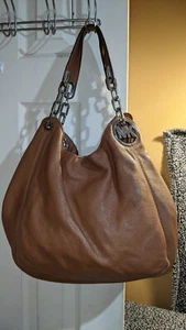 MICHAEL KORS FULTON SHOULDER HANDBAG BROWN CARAMEL LEATHER SILVER HARDWARE - Picture 1 of 24