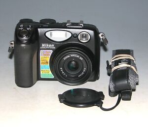Nikon COOLPIX 5400 5.1MP Digital Camera #9236