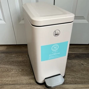 Martha Stewart Home Pedal Bin Trash Can 2.1 gal 13.5”H x 13.5”D x 7”W Soft Close - Picture 1 of 8