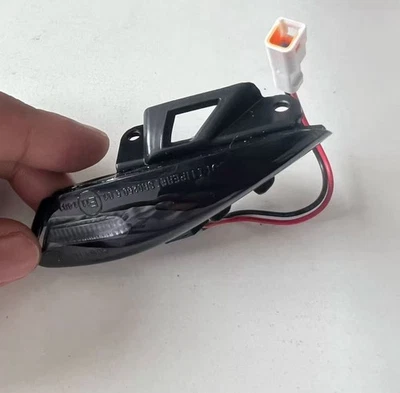 Espejo retrovisor intermitente inferior derecho para conductor McLaren MP4 650 570 Foto 1 de 2