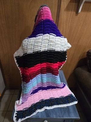 Manta de regazo de ganchillo vintage hecha a mano multicolor en excelente estado Foto 1 de 4