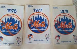 1976-1977-1979 New York Mets oversized pocket schedule spons by Astoria bank - Picture 1 of 2