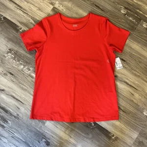 Christopher & Banks Top T-Shirt Size Medium Red NWT - Picture 1 of 4