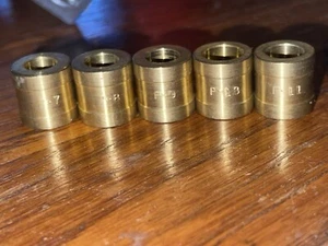 Hornady Pacific Pistol Powder Measure 5 Bushings 7 8 9 11 13 NOS NICE CONDITION - Picture 1 of 24