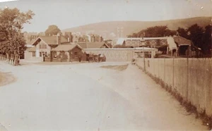 THE SECOND LEWES LB&SC RAILWAY STATION SUSSEX REAL PHOTO POSTCARD c.1900'S 2 - Picture 1 of 2