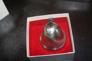 Campana di Natale Reed & Barton Placcata in argento musica natalizia - Foto 1 di 5