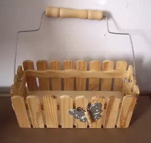 WOOD BASKET WITH HANDLE AND BUTTERFLY EMBELLISHMENT - Picture 1 of 1