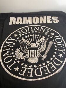 1-2-3-4 Label TOMMY JOHNNY JOEY DEEDEE Ramones T Shirt XL