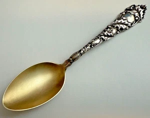 STERLING SOUVENIR SPOON WITH HOLLY ON HANDLE - Picture 1 of 6