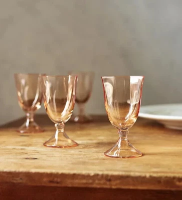 Anthropologie Mimi Thorisson 葡萄酒杯 意大利小时 Chalice 套装 4 桃子 全新 — 第 1/4 张图片