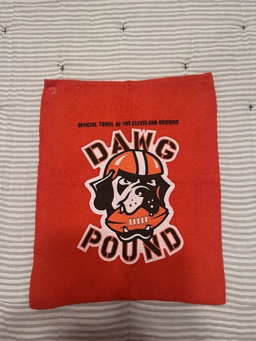 VTG Cleveland Browns Dawg Pound Towel Official Towel Dog Football NFL Rally Cover