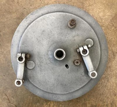 Задняя пластина переднего тормоза BMW Airhead R60/6 с рычагами и башмаками - Изображение 1 из 2