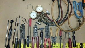 Random Lot Of Hand Tools - Picture 1 of 1