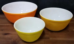 Vintage Pyrex 3 Nesting Bowls Citrus Colors 2.5Qt 1.5Qt 1.5Pt - Picture 1 of 14