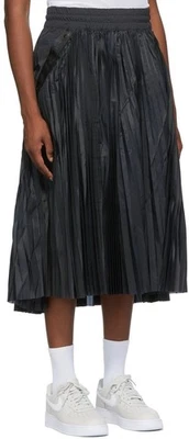Nike X SACAI  CV5713 pleated skirt in black size M/UK10 - Image 1 of 4