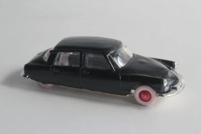 NOREV Auto microminiatura Citroen DS19 (73240) - Immagine 1 di 4