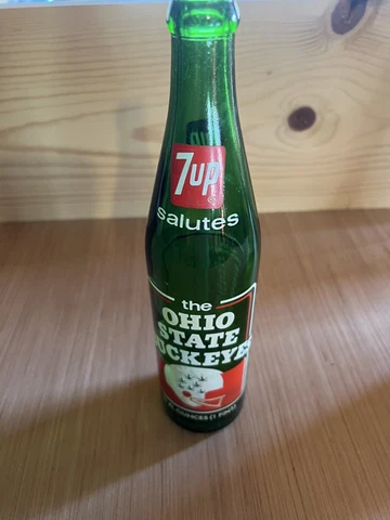 VINTAGE 1973 OHIO STATE BUCKEYES 16OZ 7UP BOTTLE. OSU NATIONAL CHAMPIONS Cover