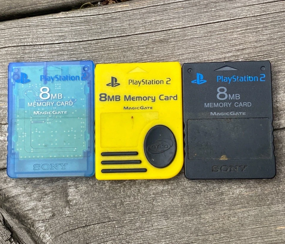 Sony Playstation 2 PS2 Official OEM MagicGate 8mb Memory Card SCPH-10020 3 Cards - Image 1 of 1