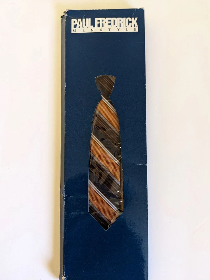 PAUL FREDRICK NARANJA REGULAR Foto 1 de 1