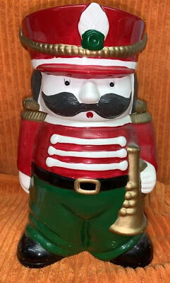 "Tarro de galletas de cerámica vintage Sterling Inc. Toy Soldier Cascanueces 10 1/4""" Foto 1 de 4