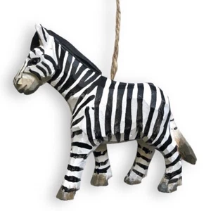 Adorno de cebra pintado a mano de madera para safari animal zoológico - Imagen 1 de 5