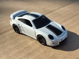Hot Wheels White Porsche 911 GT2 Malaysia 2010 Vintage Retro Car - Picture 1 of 8