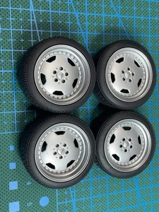 1/18 Otto Mercedes 560 SEC AMG OZ Aero 3 wheels (originals, repainted) - Picture 1 of 3