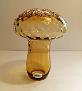 Blenko Glass WV 2024 Hay Diamond Optic Mushroom White Frit 7 1/2" First Quality - Picture 1 of 9