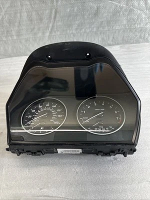 BMW X1 F48 2017 velocímetro MPH probado 6210IK6822973 OEM Foto 1 de 4