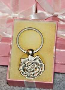 NEW MARY KAY 2003 40th Anniversary keychain fob ring key chain flower pink box - Picture 1 of 2
