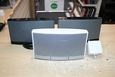 Bose Sound Dock Joblot X3 Series 2 FAULTY - Image 1 of 4