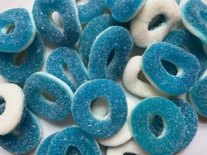 Anillos de goma/goma masticables con sabor a frambuesa azul - caramelo a granel - 1/2 libra - Imagen 1 de 3