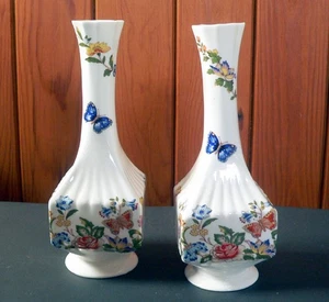 Pair of 7" (18cm) Aynsley Cottage Garden Bone China Bud Vases Single Stem Vases - Picture 1 of 8