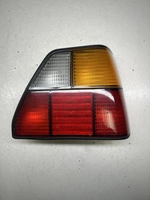 Piloto trasero derecho Volkswagen Golf III 1990 191945112 DRA60472 Foto 1 de 4