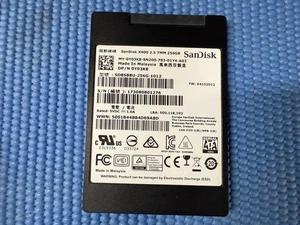 SanDisk SD8SB8U-256G X400 256 GB 2.5" SATA III Solid State Drive - Picture 1 of 2
