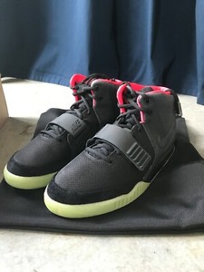 nike solar red yeezy