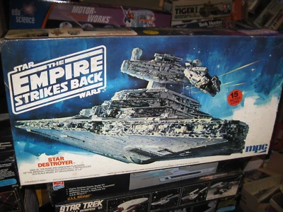 MIB parts sealed Star Wars Star Destroyer The Empire Strikes Back by MPC - 1980 - Image 1 of 2