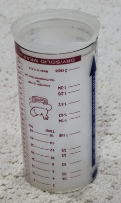 VTG Pampered Chef Measure All Measuring Cup - 2 C, Push Up, Wet Dry Liquid Solid - Image 1 of 4