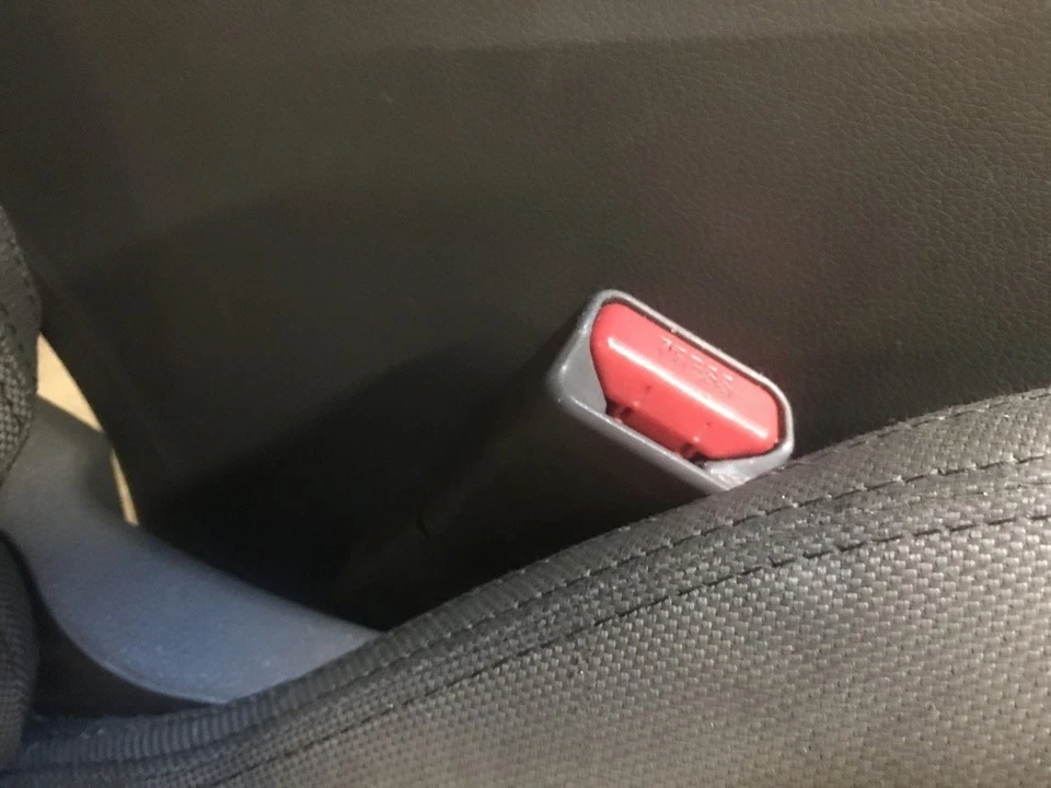 Seat Belt Front Passenger Buckle Fits 11-16 SPORTAGE 2642313 Foto 1 de 1