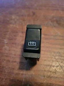 Mercedes-Benz W123 W126 W116  Rear Windshield Defroster Switch 1977-1985 - Bild 1 von 4