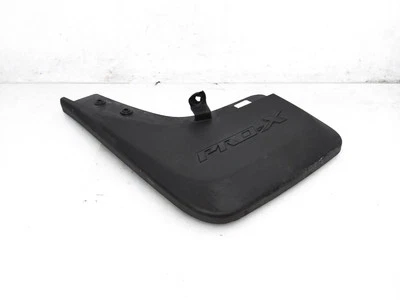 Protector de guardabarros para conductor trasero Nissan Frontier 2023 T99j2-9Bu13 *rasguños Foto 1 de 4