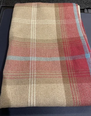 Dunelm Highland Tejido Cuadros Vino Rojo y Marrón CORTINAS DE UNA SOLA PUERTA 117cm x 182cm Foto 1 de 4