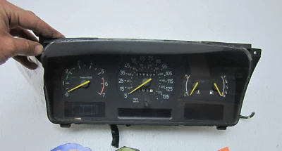 SPEEDOMETER ODOMETER CLUSTER GAUGES DASH CLUSTER 216K 适用于 1989 89 SAAB 9000 — 第 1/4 张图片