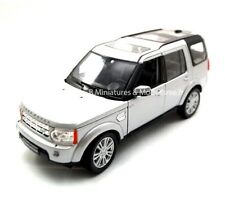 2010 Land Rover Discovery 4 Gris Metalizado 1 24 Welly 24008