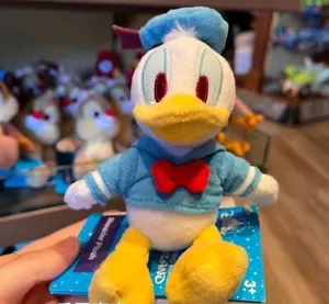 Disney Store Donald Duck Magnetic Shoulder Pal Plush disneyland - Picture 1 of 5