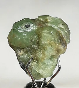 10 CARATS BAJAWAR MINE NATURAL GREEN GARNET MINERAL PAKISTAN (L-16), - Picture 1 of 13